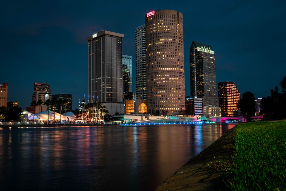 Tampa luxury waterfront real estate and private market advisory